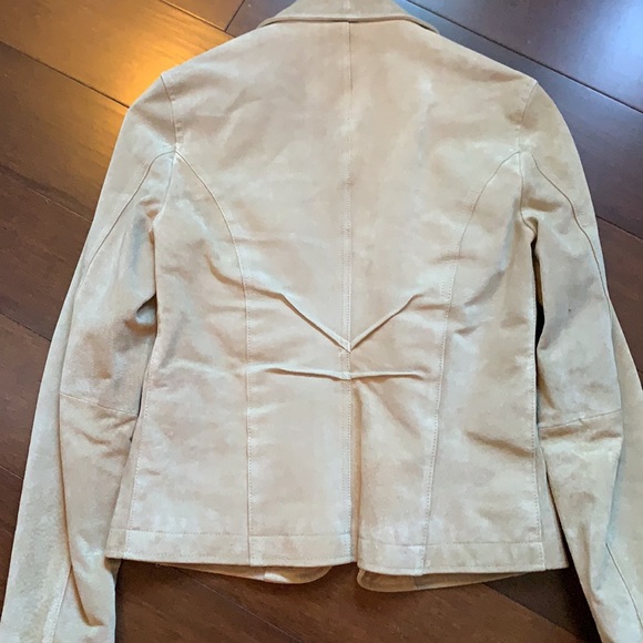 Women’s Suede Jacket - Picture 6 of 9